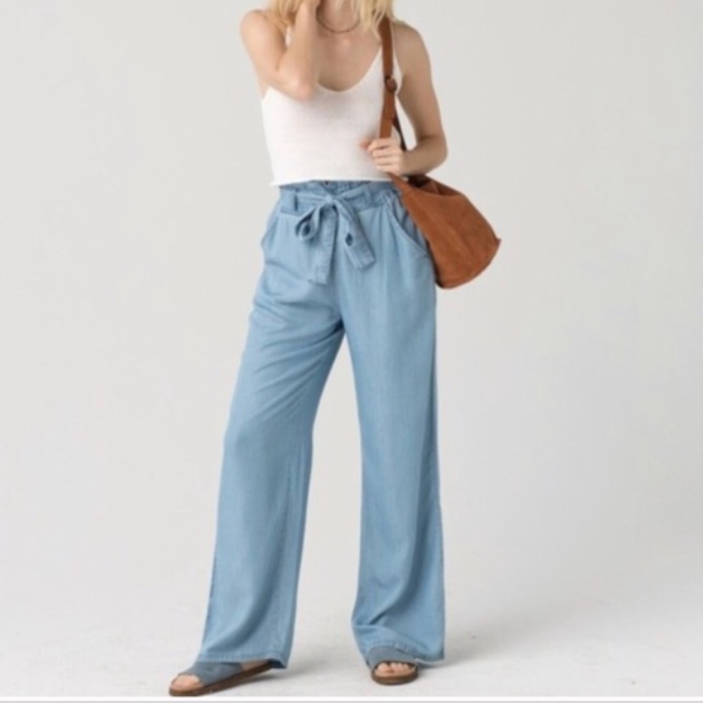 NWT High waist thread supply Maria wide leg pants